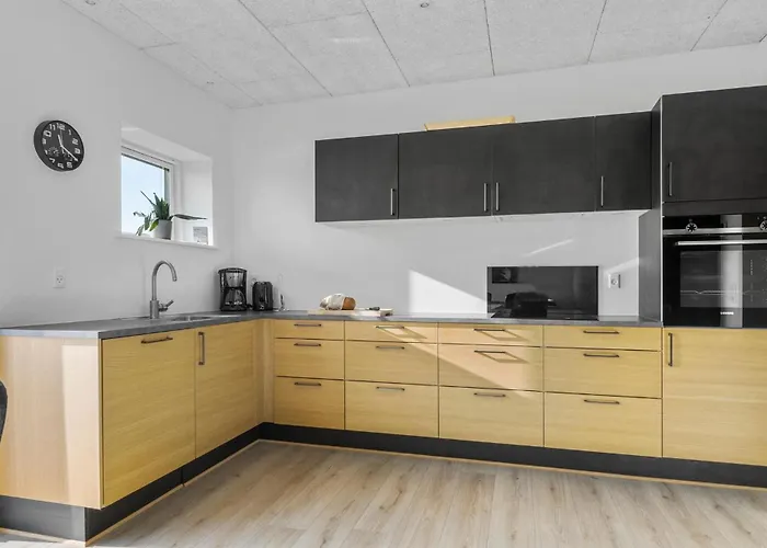 Holiday home 2 Bedroom Cozy In Bjert Bjert Strand